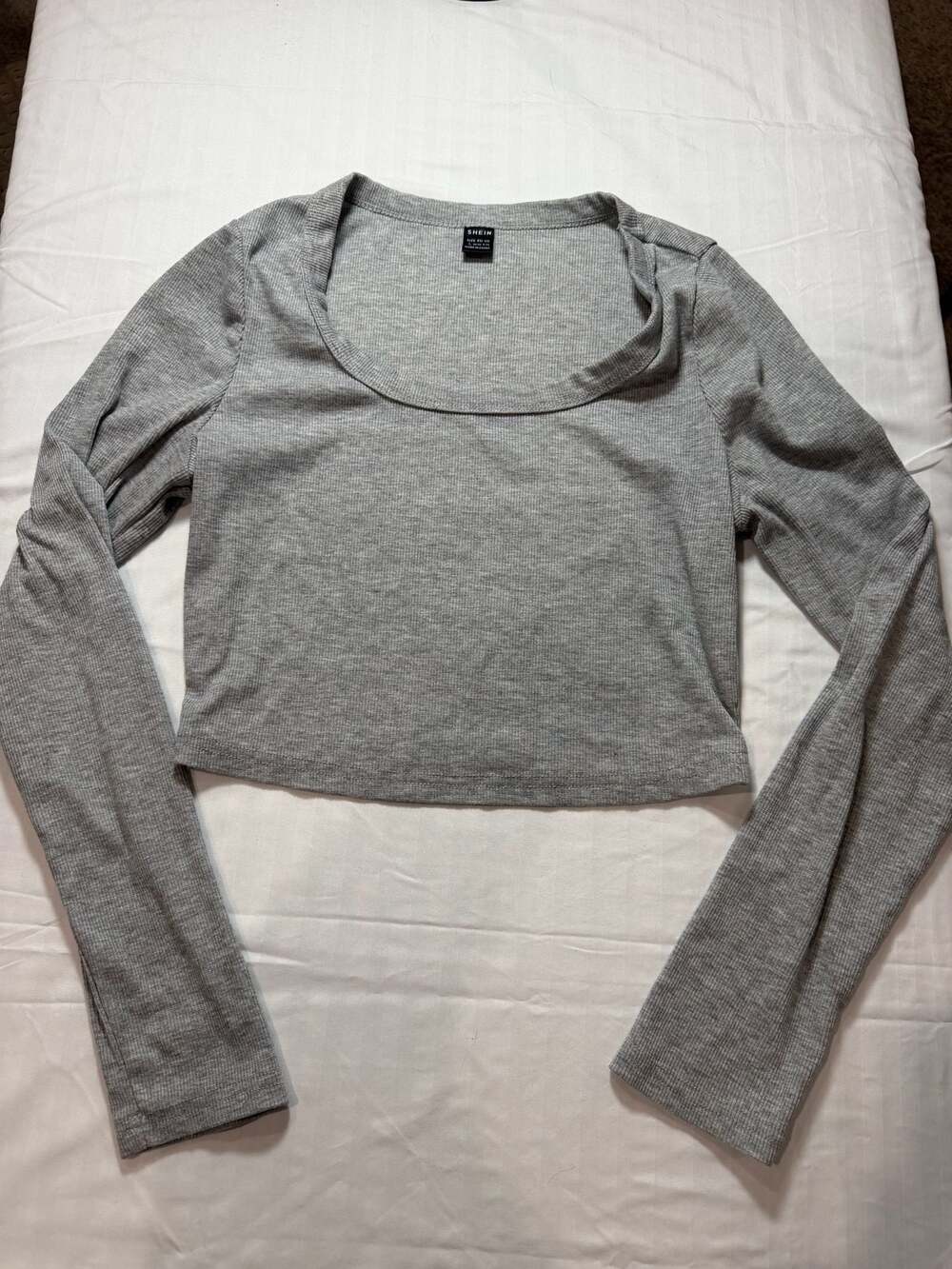 SHEIN Grey Ribbed Long Sleeve Scoop Neck Crop Top
